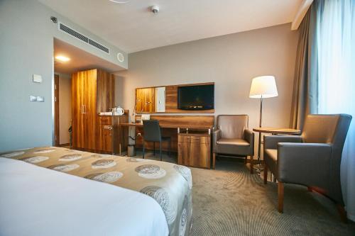 holiday inn krakow city centre by ihg