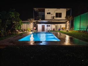 crystal riverview homestay