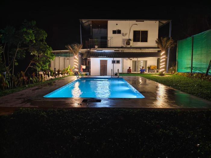 crystal riverview homestay