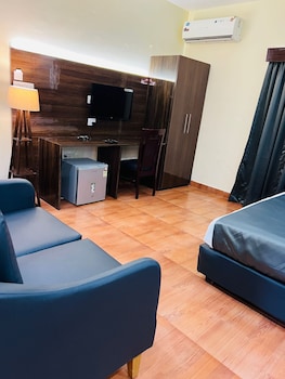 the mayfield beach resort and spa baga