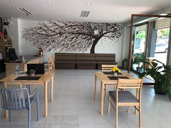 Naka Guest House,,3 star