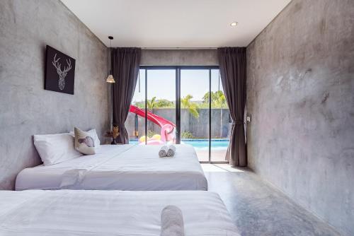 el mar pool villa