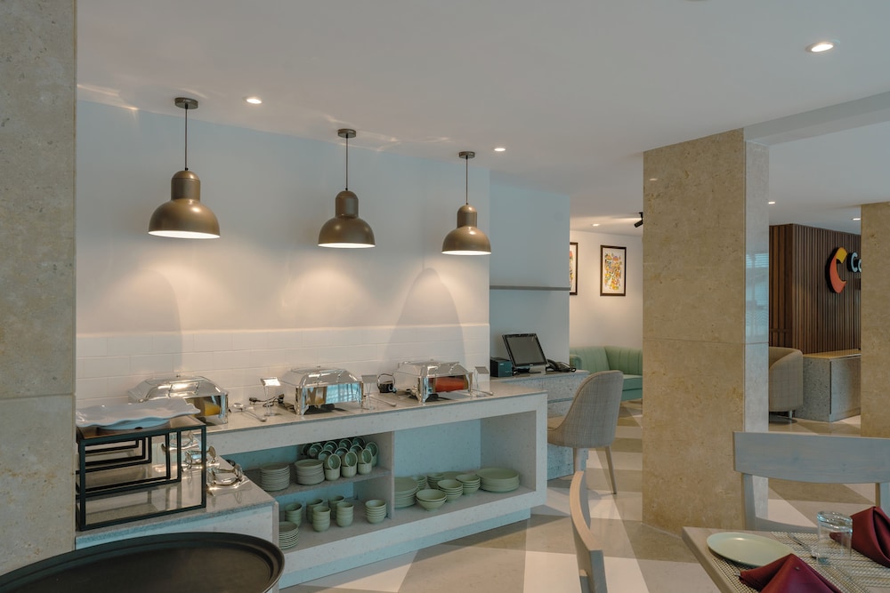 comfort inn elite goa