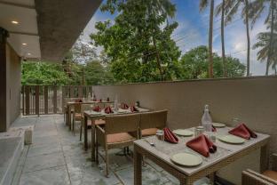 comfort inn elite goa