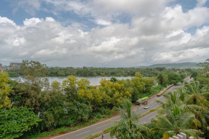 comfort inn elite goa