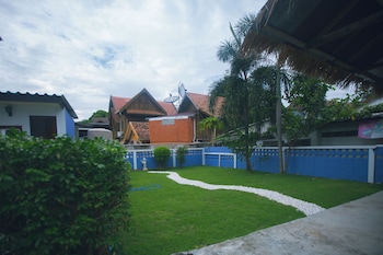 Agga Cnx Hostel,,2 star