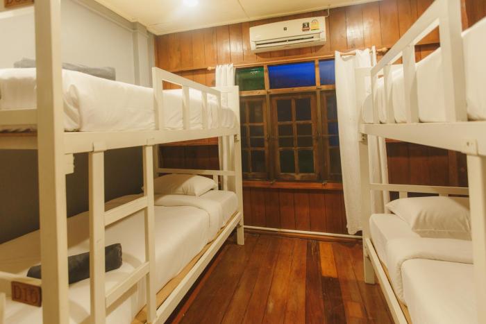 agga cnx hostel
