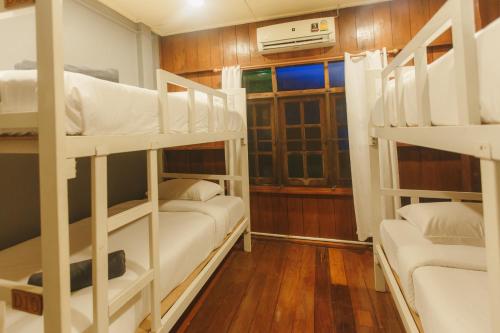 agga cnx hostel
