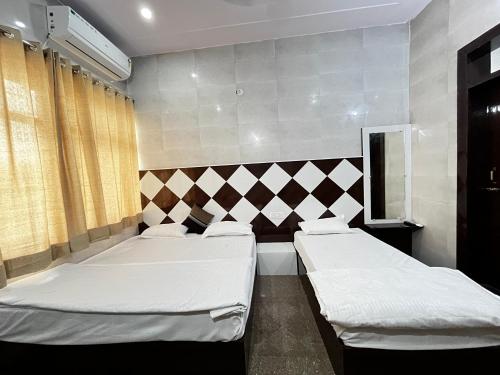 Hotel Bhaktivedanta Seva Dham Vrindavan,,2 star