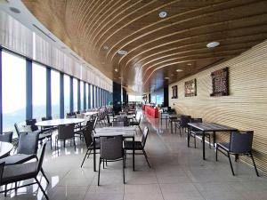 genting foggycold staycation at ion delemen by hapyhome