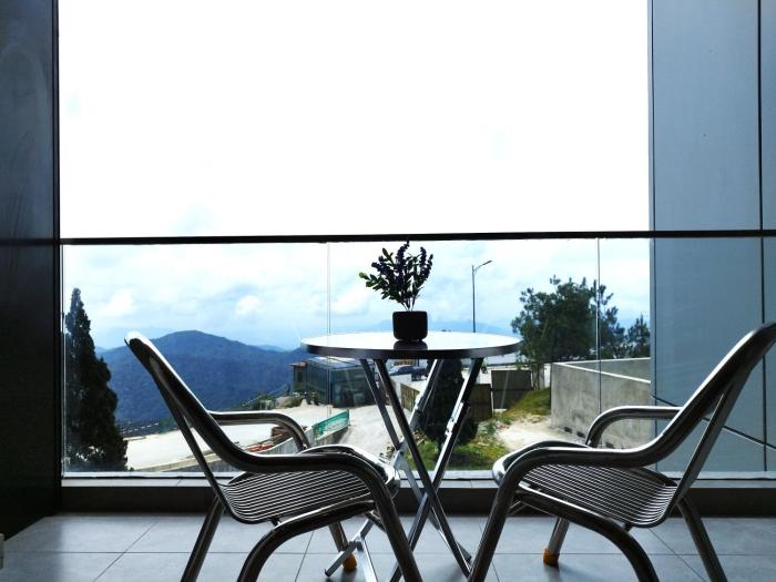 genting foggycold staycation at ion delemen by hapyhome