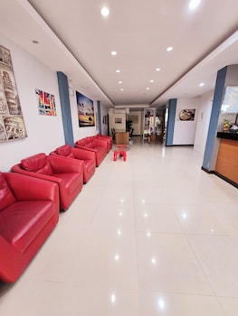 La Casa Patong,,3 star