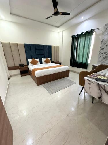 hotel dev vilas agra