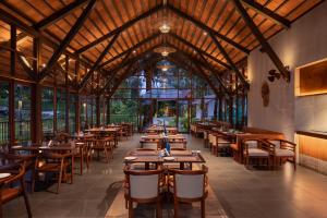 sterling lontano waterfront wayanad