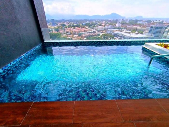 the horizon ipoh dual l13 by grab a stay