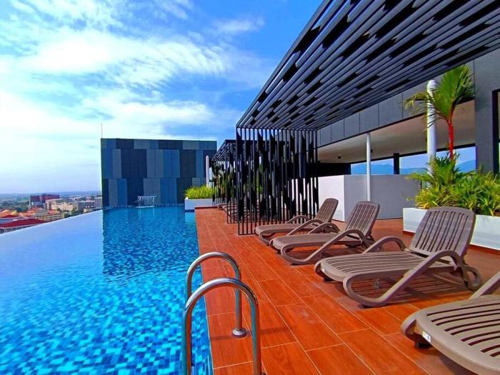 the horizon ipoh dual l13 by grab a stay