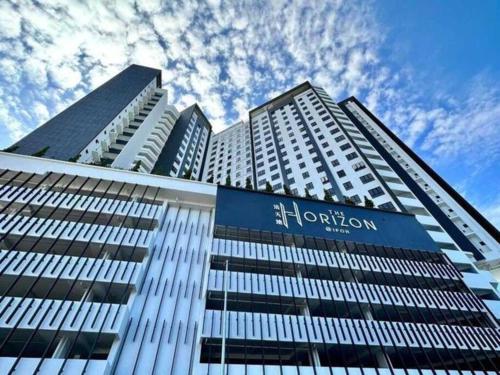 the horizon ipoh dual l13 by grab a stay