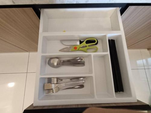 the horizon ipoh dual l13 by grab a stay