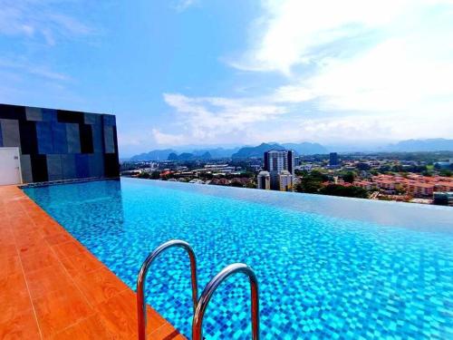 the horizon ipoh dual l13 by grab a stay