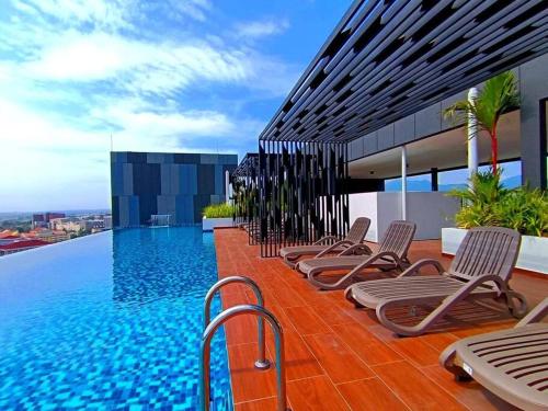 the horizon ipoh dual l13 by grab a stay