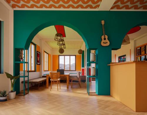 Madpackers Kasol Riverside - Katagla,,5 star