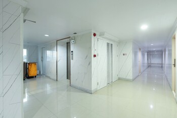 tj 4711 residence