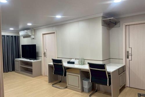 tj 4711 residence