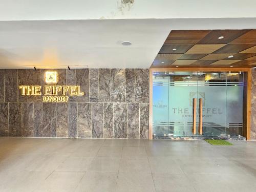 the eiffel hotel and banquet