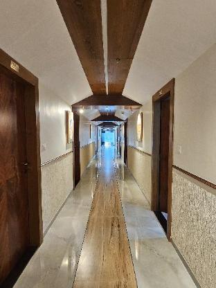 the eiffel hotel and banquet