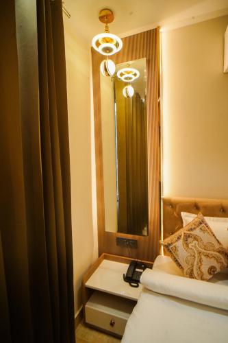 hotel ammison inn and suites