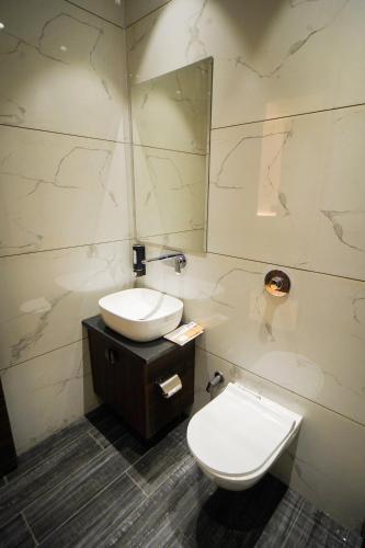 Hotel Ammison Inn & Suites,,3 star