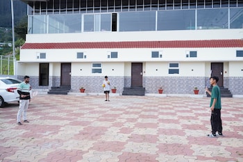 ketti heights resorts