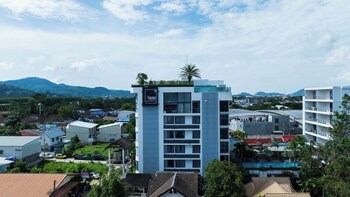 modern condo near the beach nv5