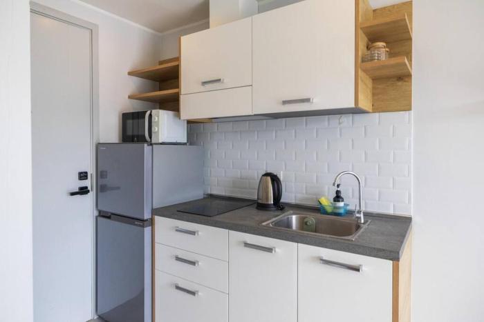 modern condo near the beach nv5