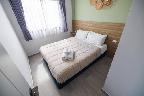 modern condo near the beach nv5