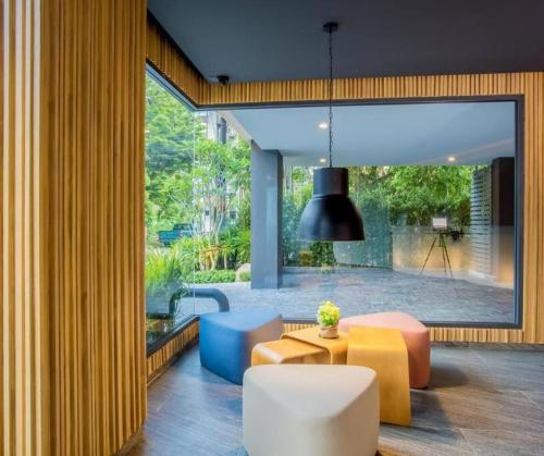 modern condo near the beach nv5