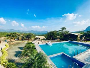 aqua glass by canvas resort