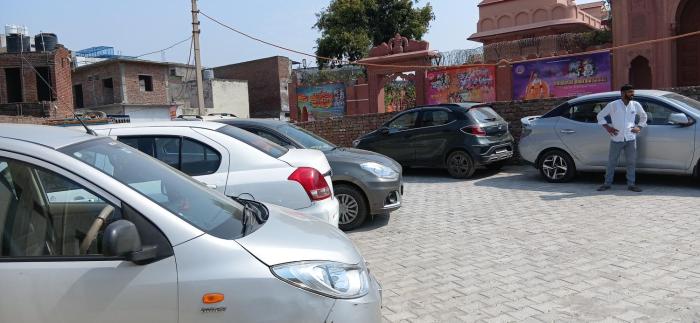 new gayatri palace near prem mandir