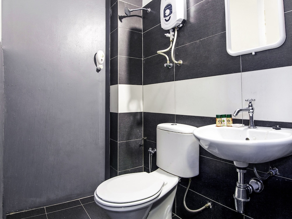 intime hotel kuchai lama