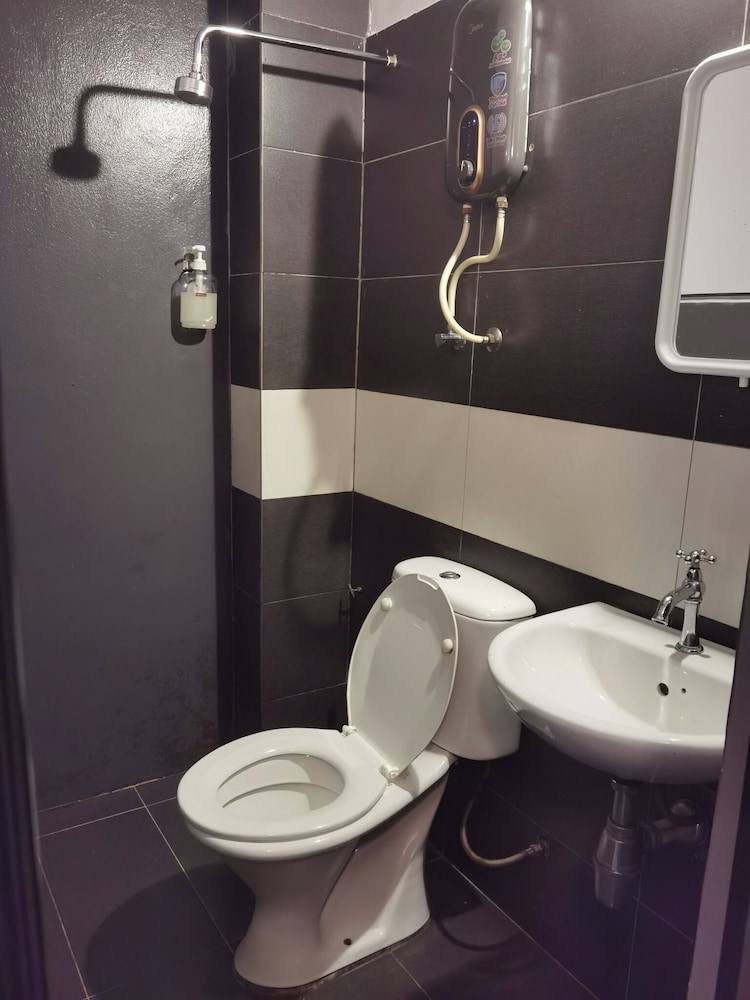 intime hotel kuchai lama