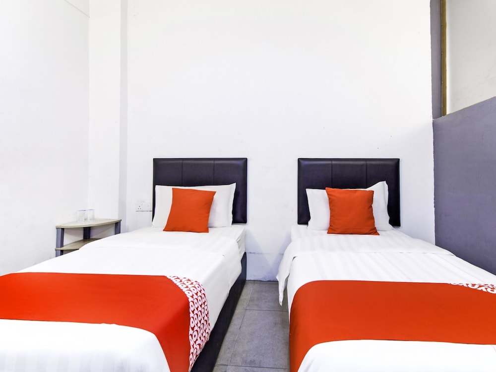 intime hotel kuchai lama
