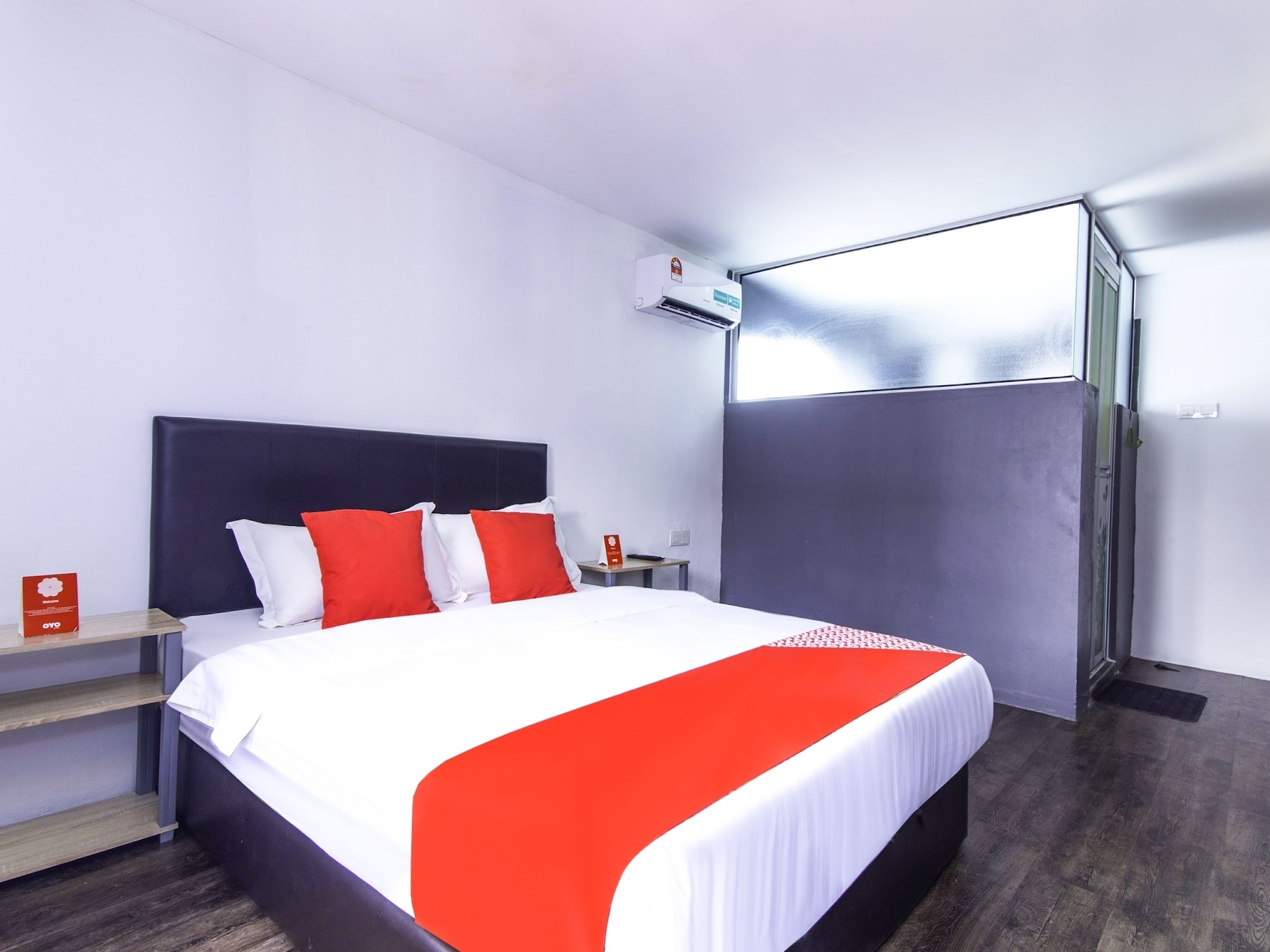 intime hotel kuchai lama