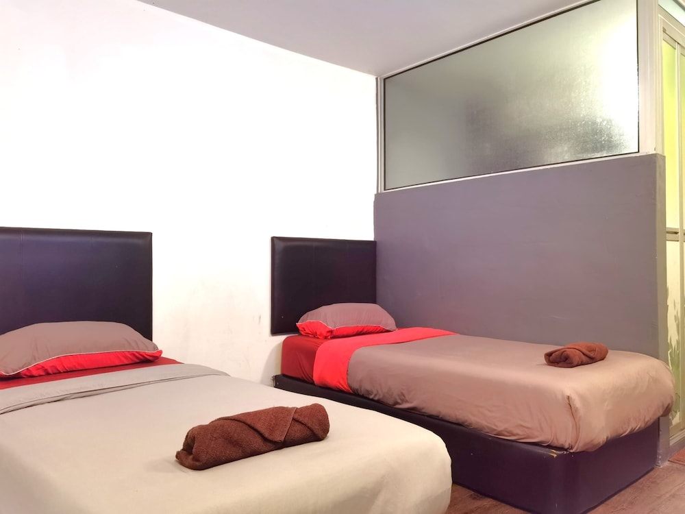 intime hotel kuchai lama