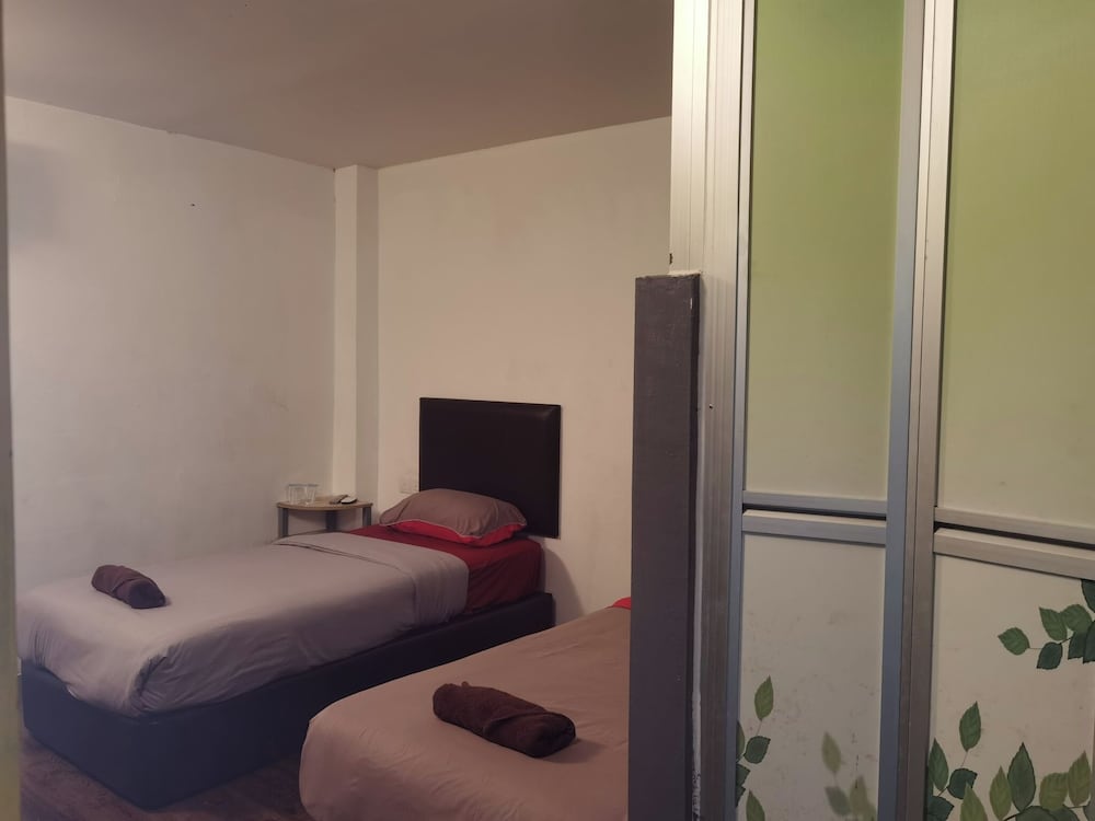intime hotel kuchai lama