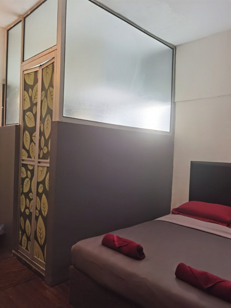 intime hotel kuchai lama