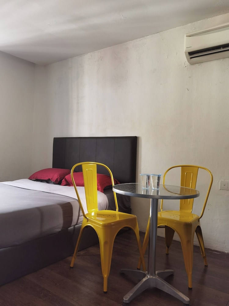 intime hotel kuchai lama