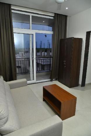 leo deluxe and suite room