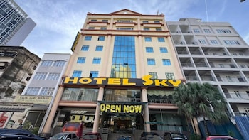 sky hotel chow kit pwtc
