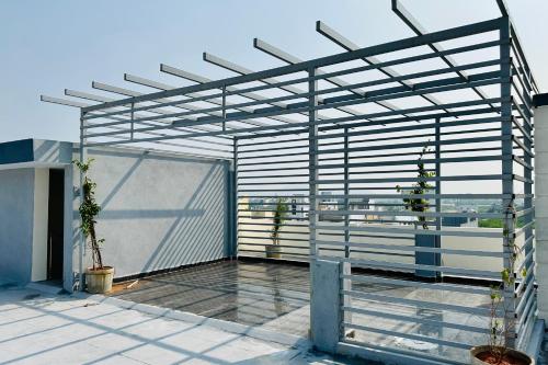 truelife bhavya manor breakfast included 2500 sft modern homes with garden panorama tirumala mountain view peaceful location fast wifi many restaurants nearby large hall ac bedrooms kitchen android tv top service with lots of love