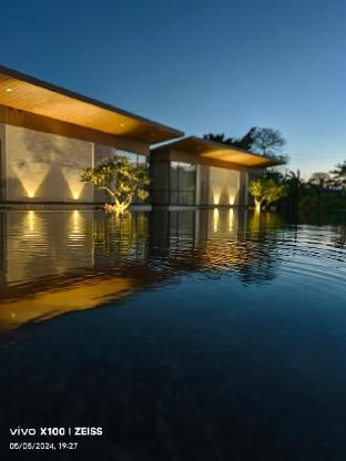 rivers edge by escape stays